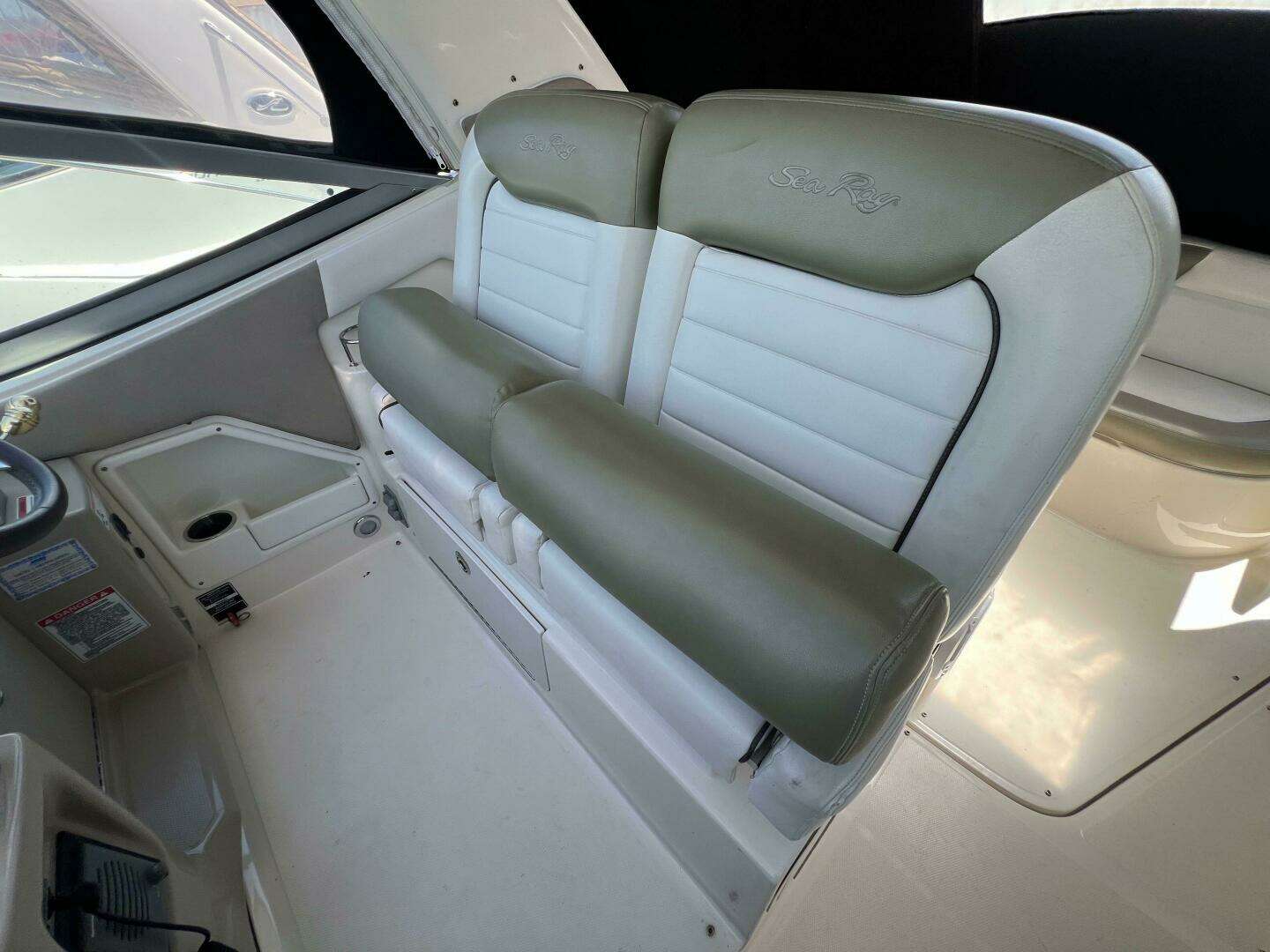 2007 Sea Ray 310 Sundancer - Image 8