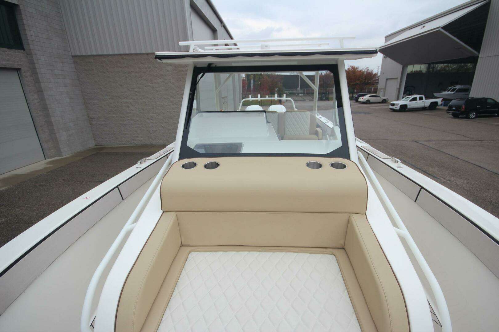 2026 Zodiac X10CC Twin Yamaha 350's w/ Joystick - Image 19