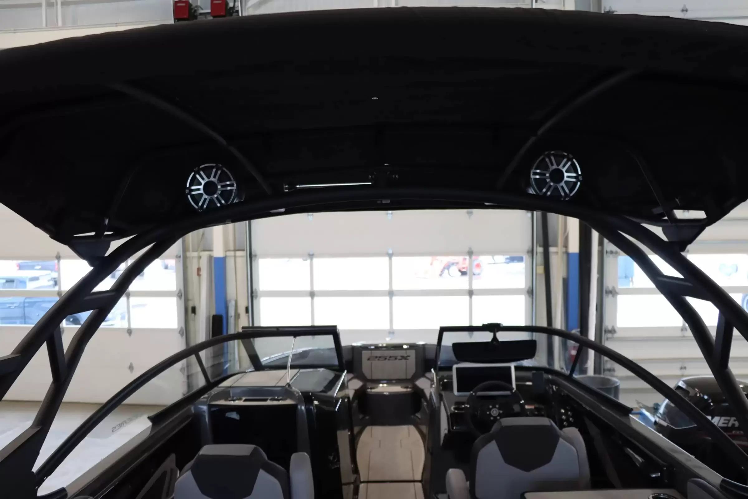 2025 Yamaha Boats 255XE - 7