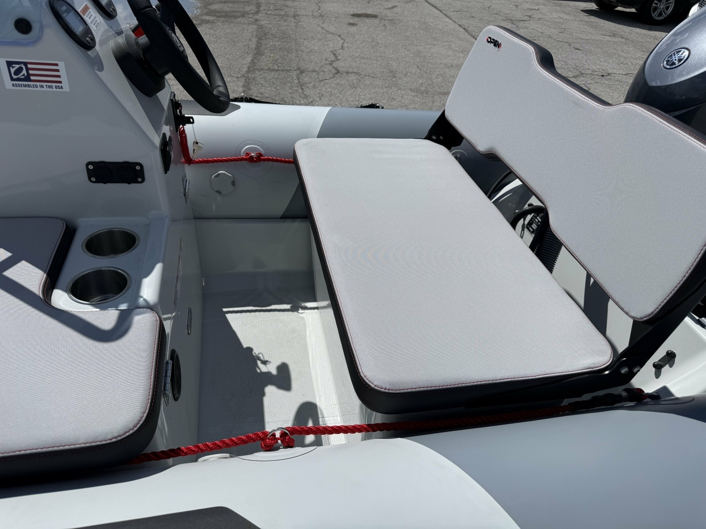 2026 Zodiac Open 4.2 NEO F50 - Image 11