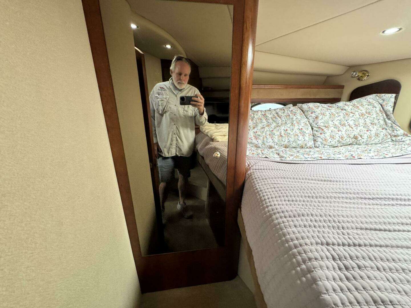 2003 Cruisers Yachts 3772 - Image 79