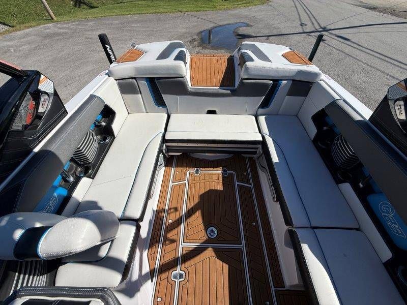2015 Nautique G23 - 19