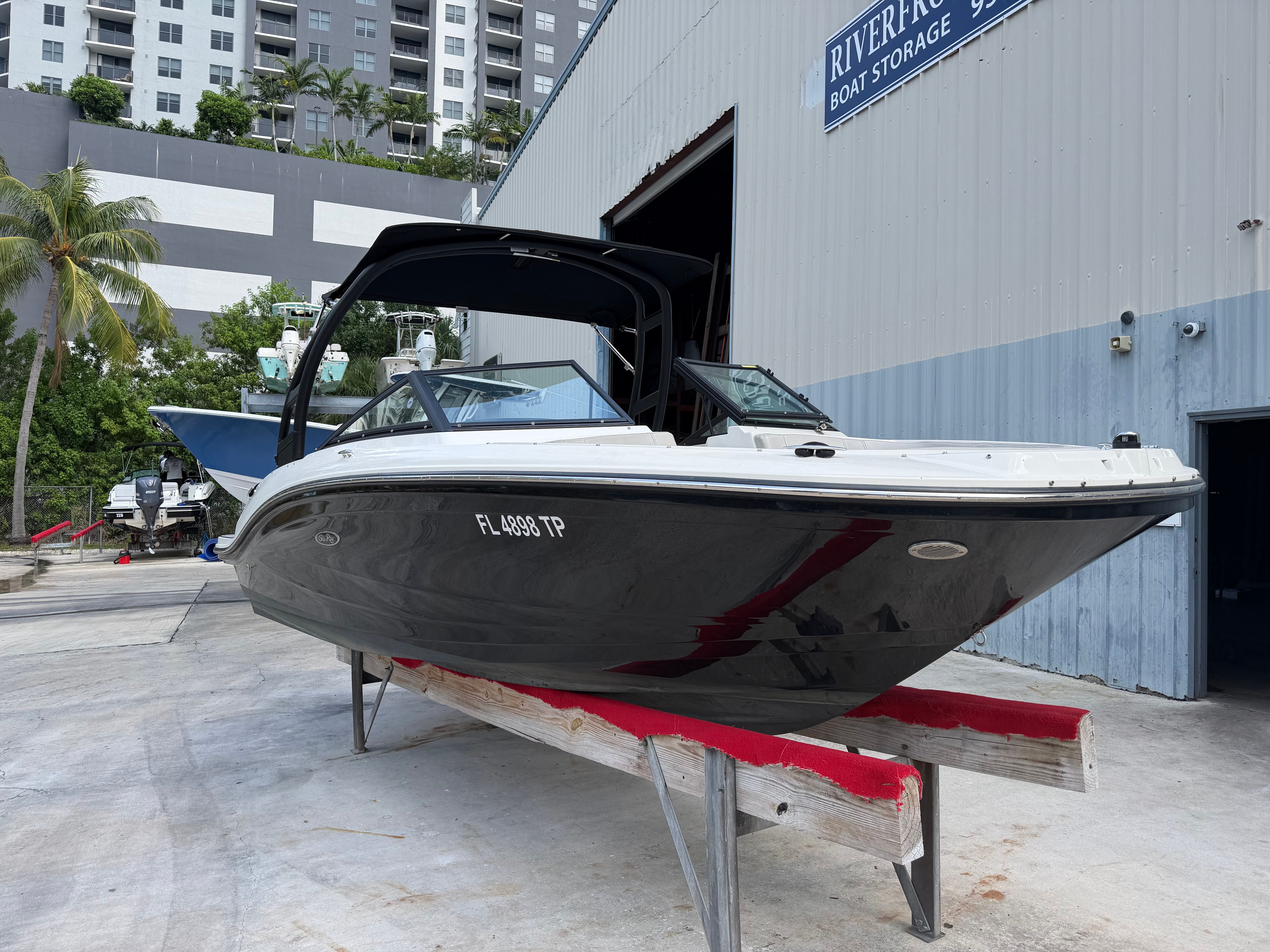 2023 Sea Ray SPX 190 Outboard - 4