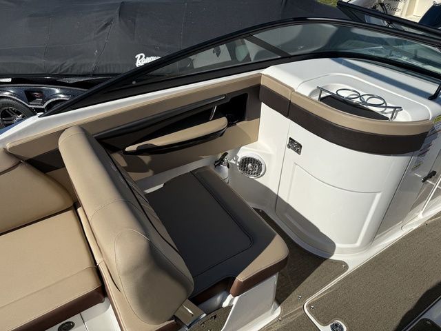 2017 Sea Ray SDX 240 - 7