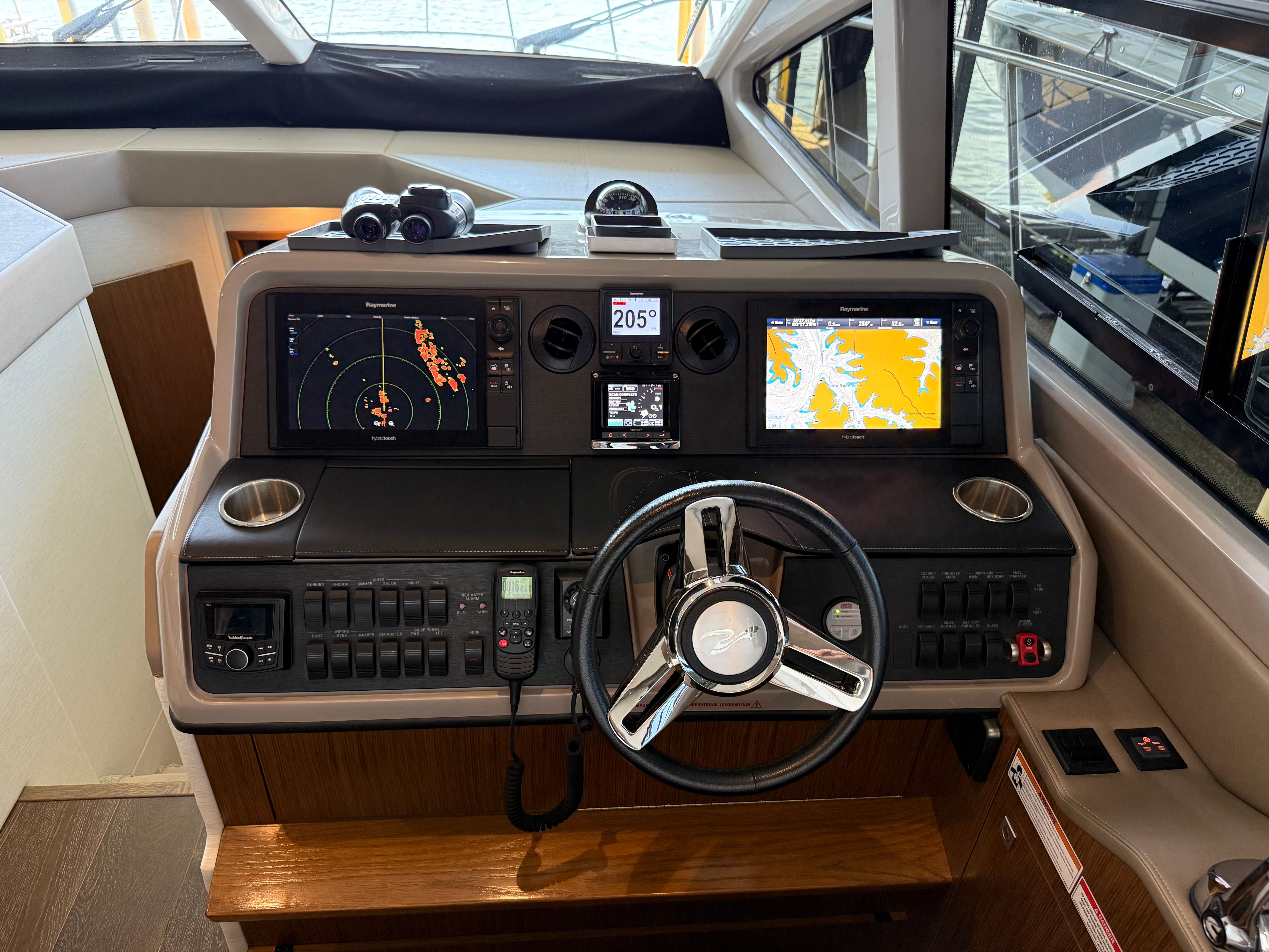 2017 Sea Ray Sundancer 460 - 24