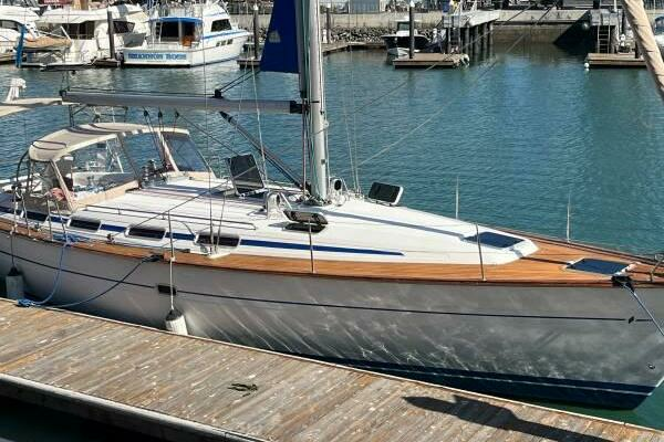 2000 Bavaria 42