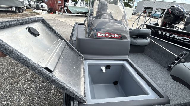 2026 Tracker Bass Tracker Classic XL - 8