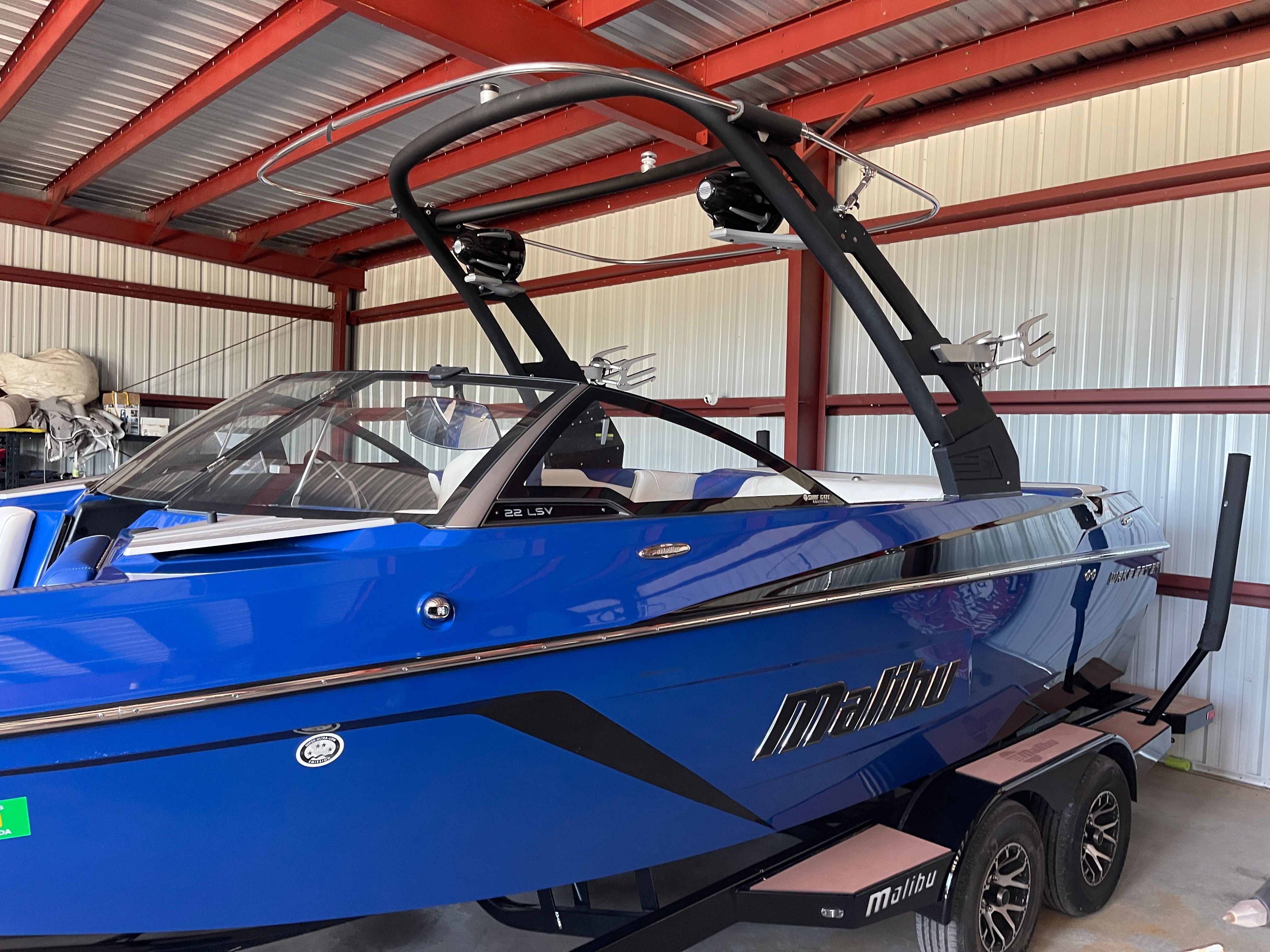 2019 Malibu Wakesetter 22 LSV in a storage facility.