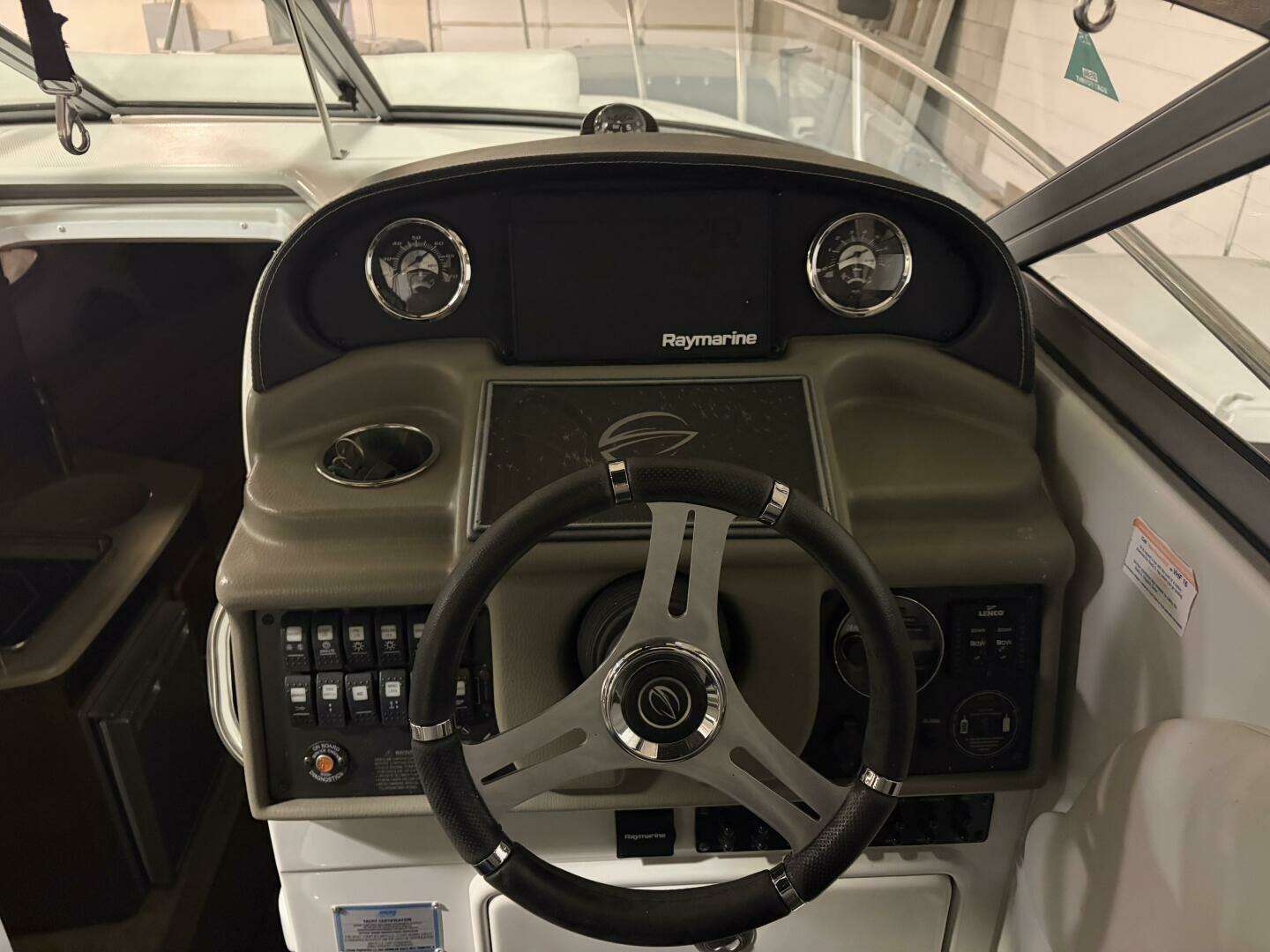 2019 Crownline 264 CR - Image 13