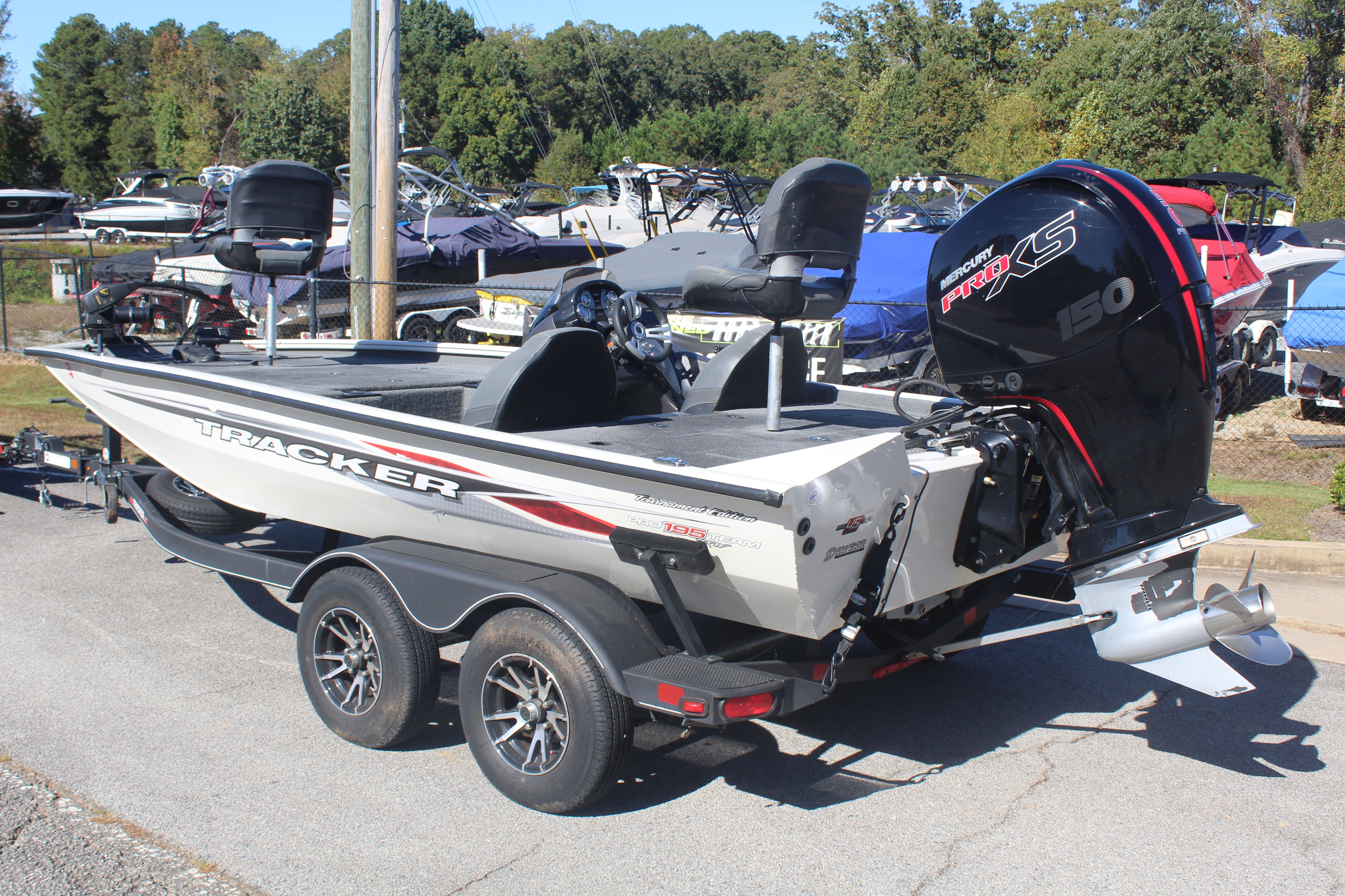 2023 Tracker Pro Team 195 TXW - 3