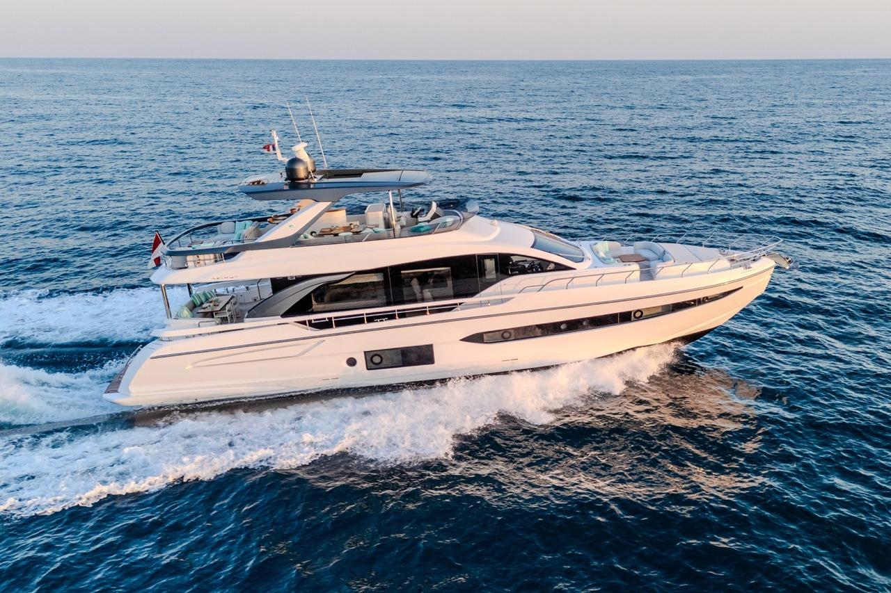 2025 Azimut Fly 78
