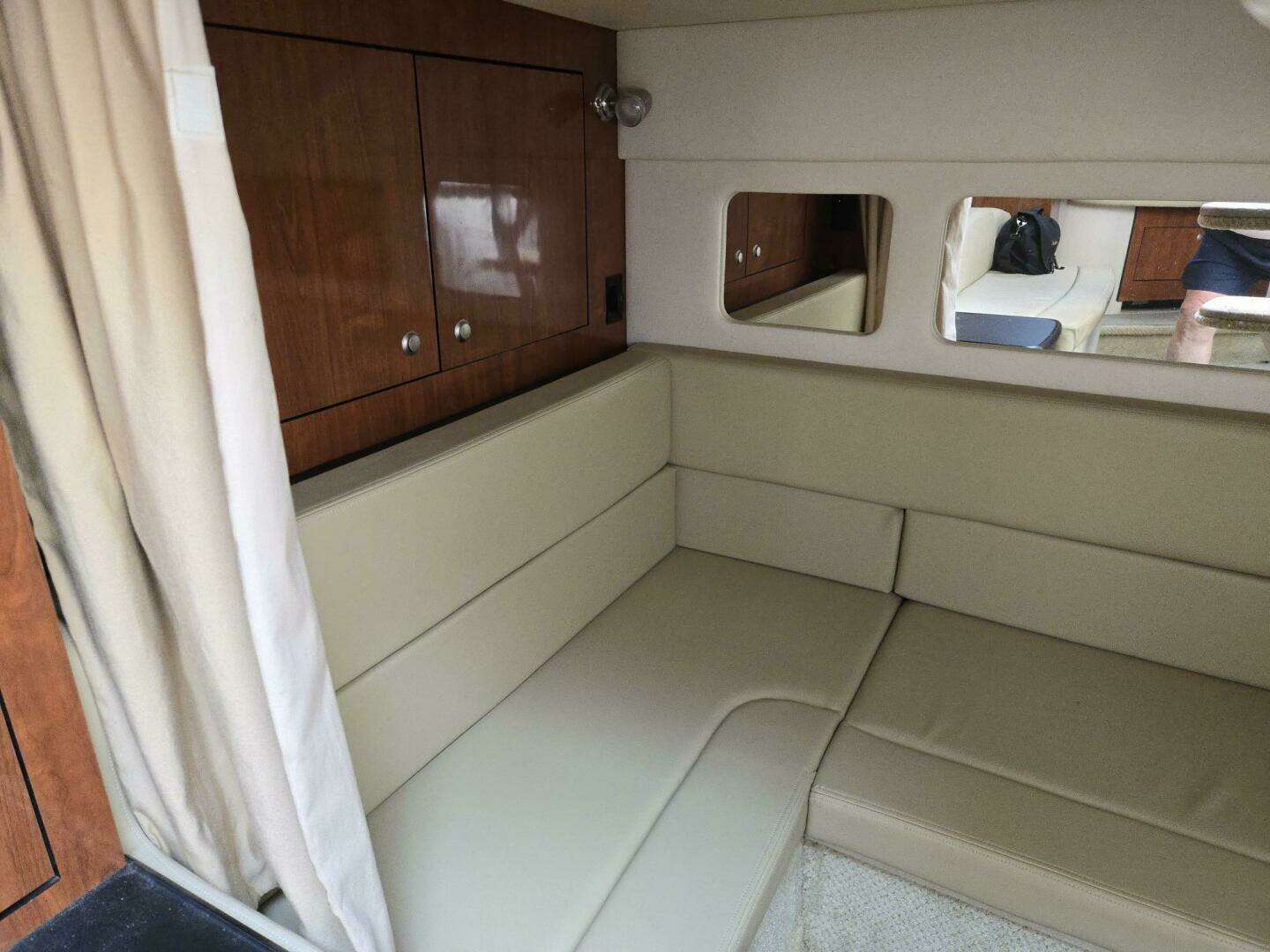 2007 Sea Ray 310 Sundancer - Image 6