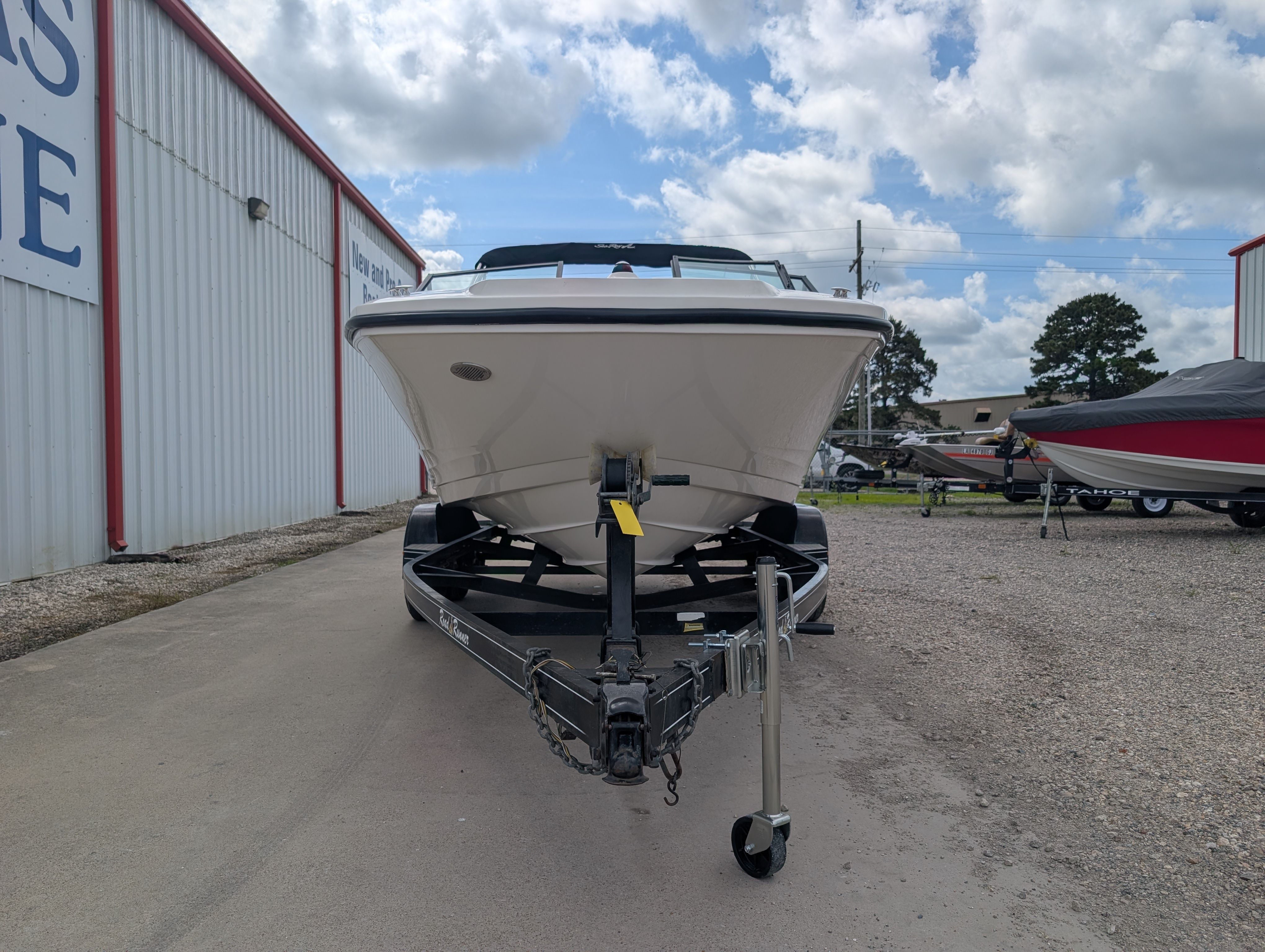 2016 SEA RAY 190 SPX - Image 4
