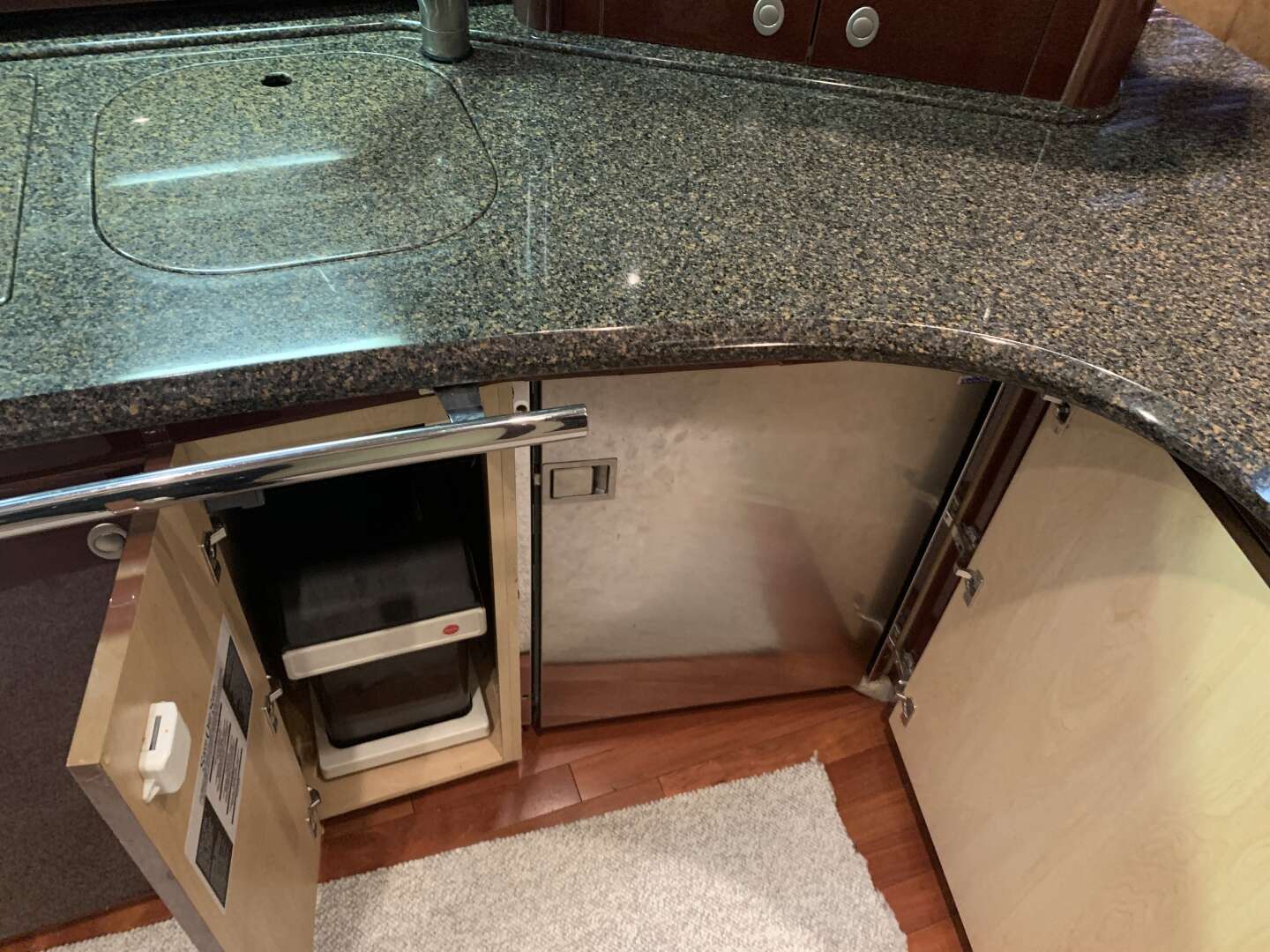 2007 Sea Ray 52 SUNDANCER - Image 57