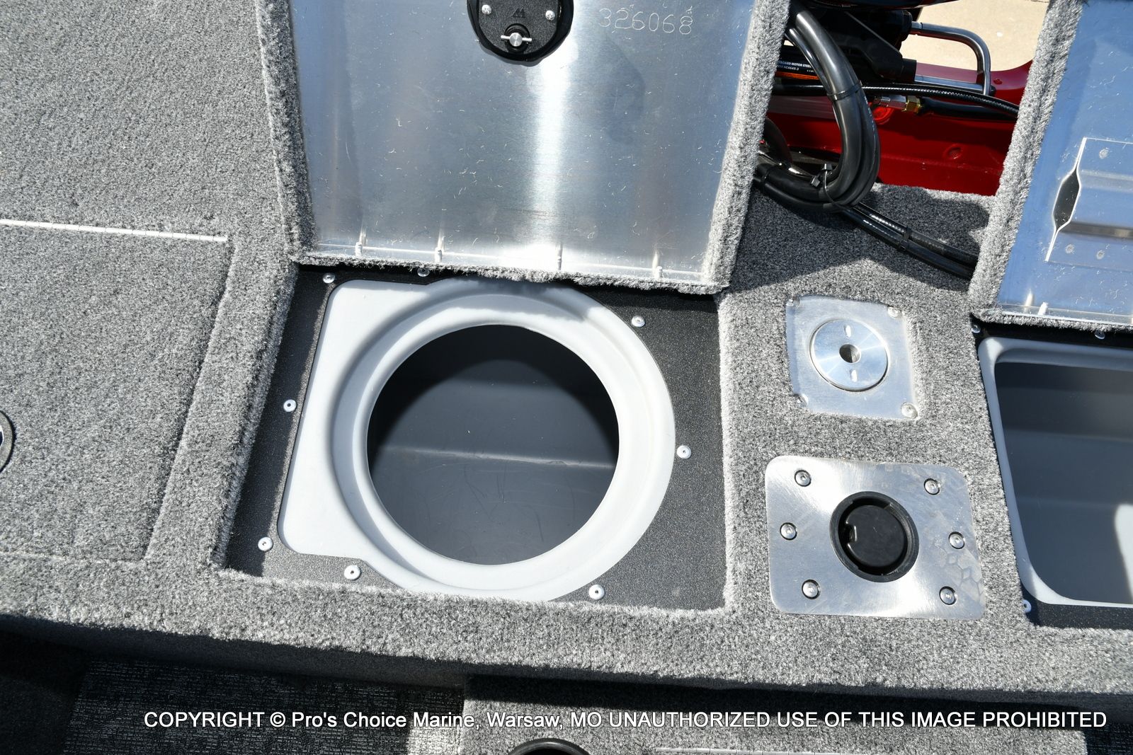 2026 Tracker Pro Guide V-175 WT w/150HP - 65