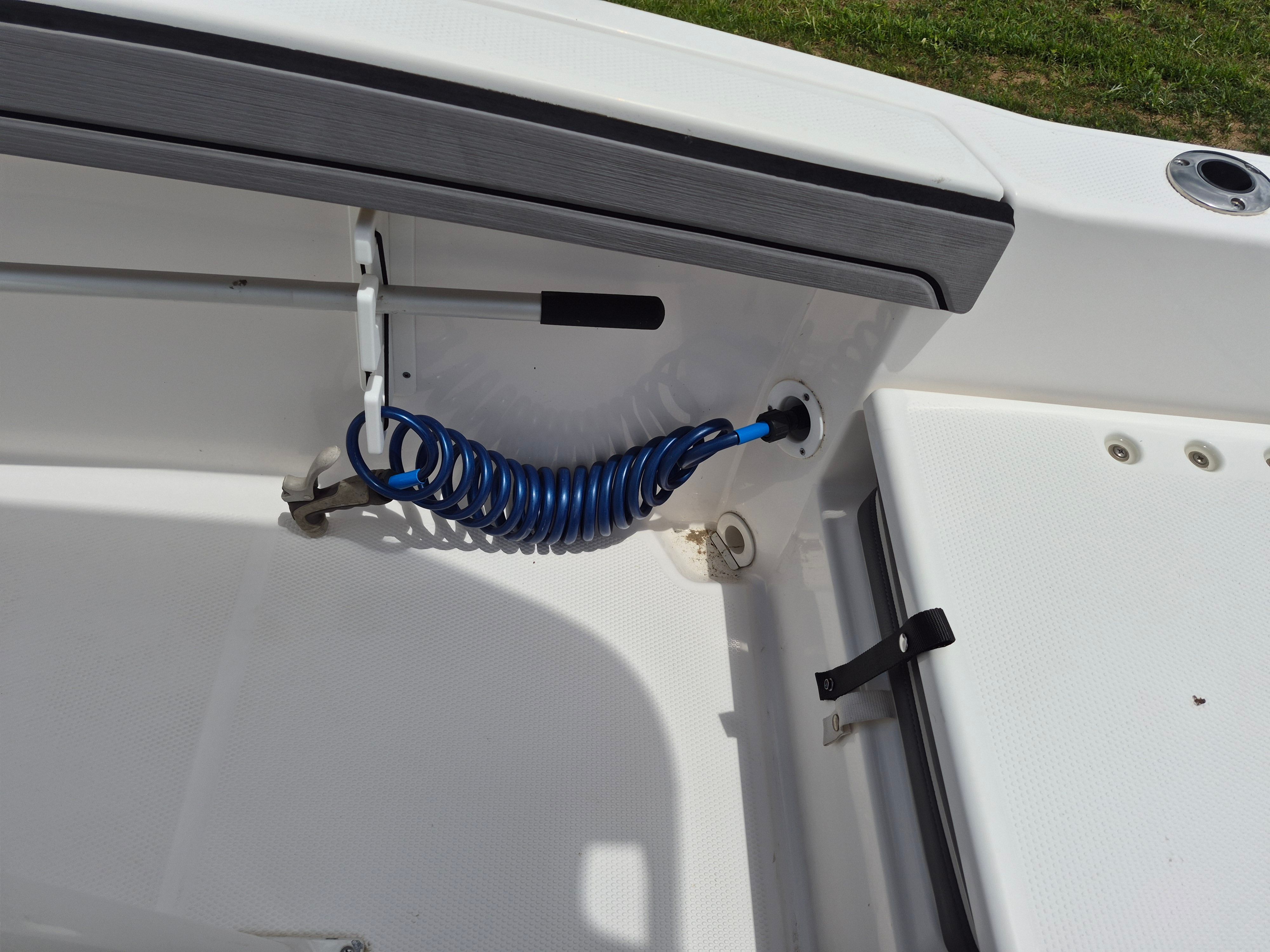 2018 Yamaha Boats FSH 190 SPORT - 11
