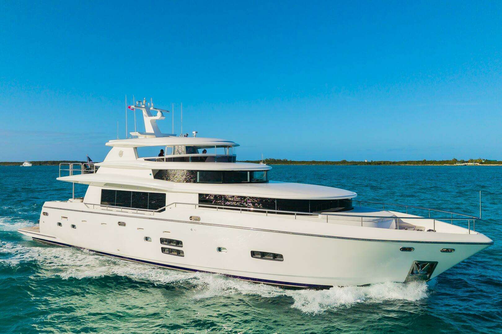 2017 Johnson 93 Flybridge - Image 127