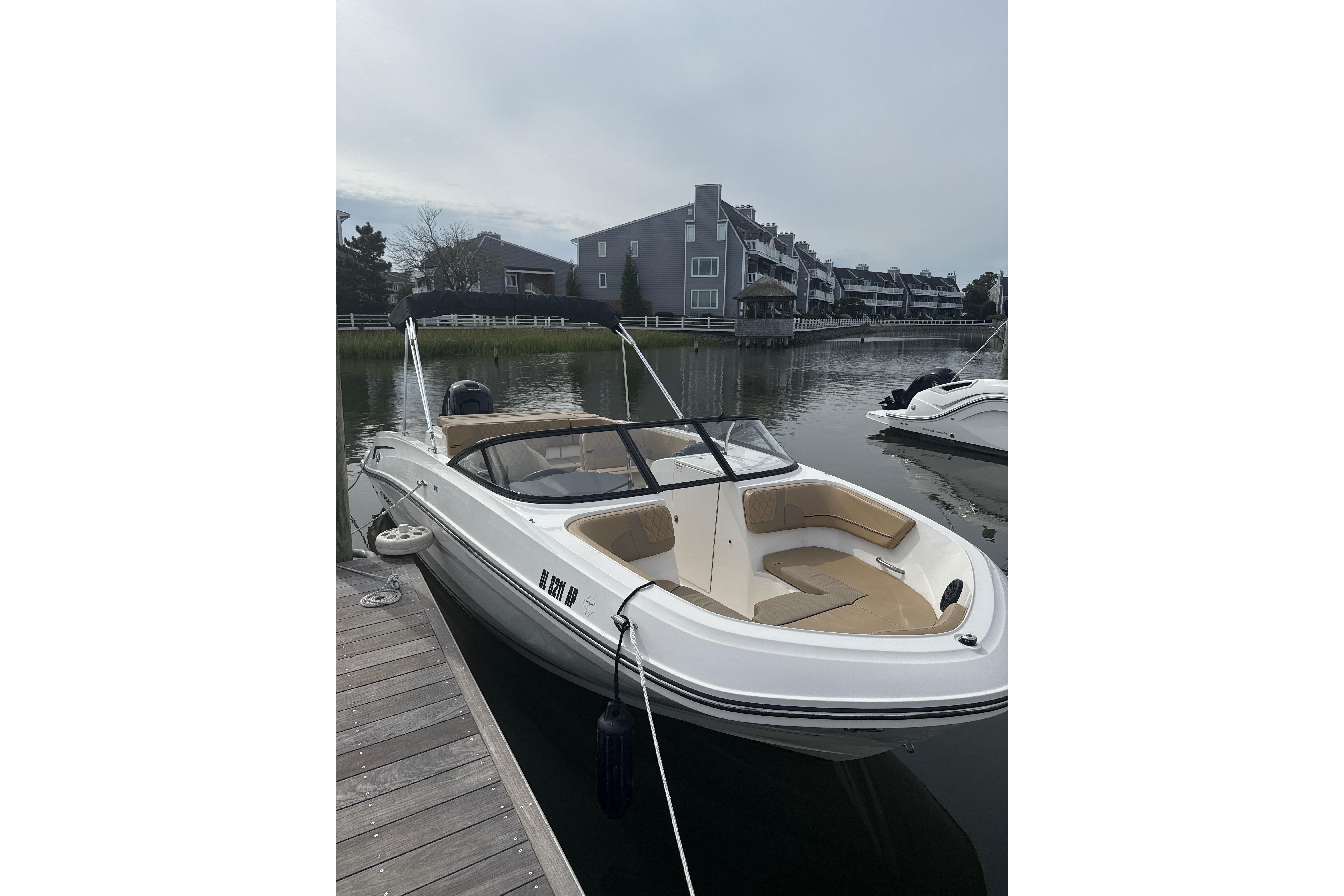 2025 Bayliner VR6 Bowrider OB