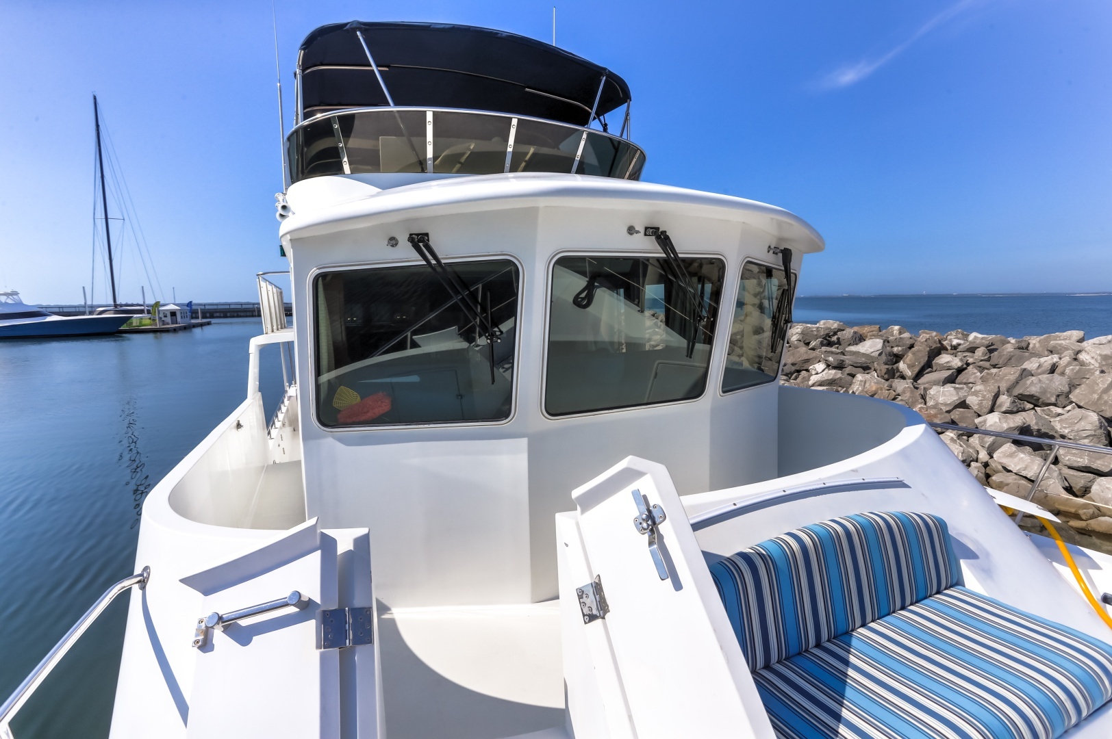 2003 Jefferson 57 Pilothouse - Image 12