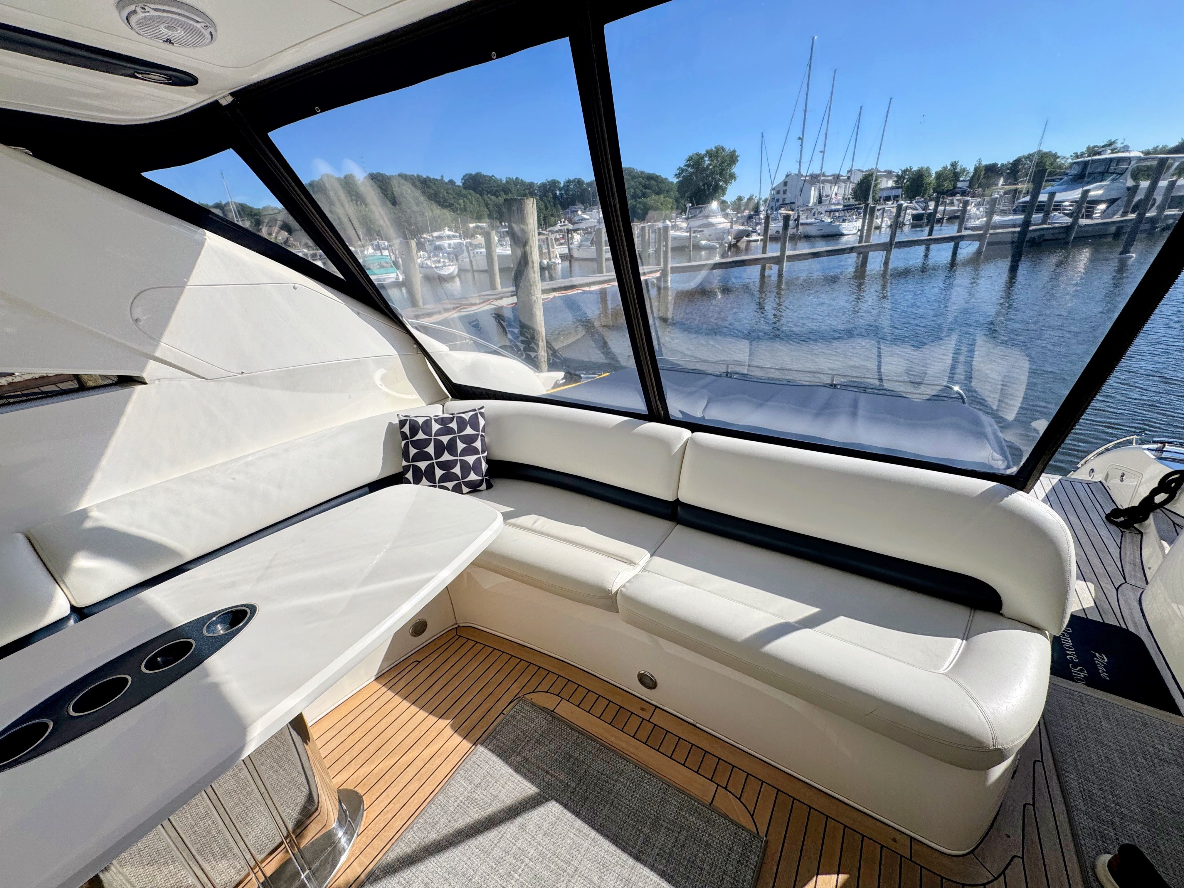 2004 Viking Princess V58 - 22