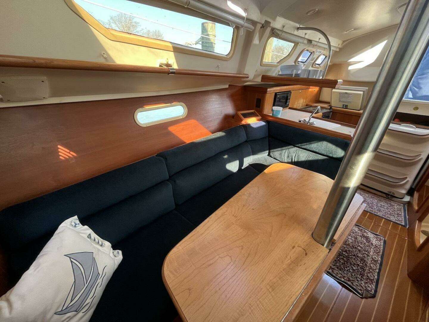 2002 Hunter 326 - Image 19