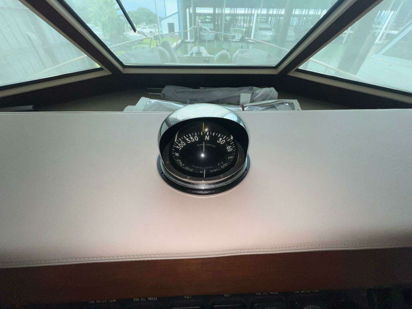 1988 Hatteras Motor Yacht - Image 54