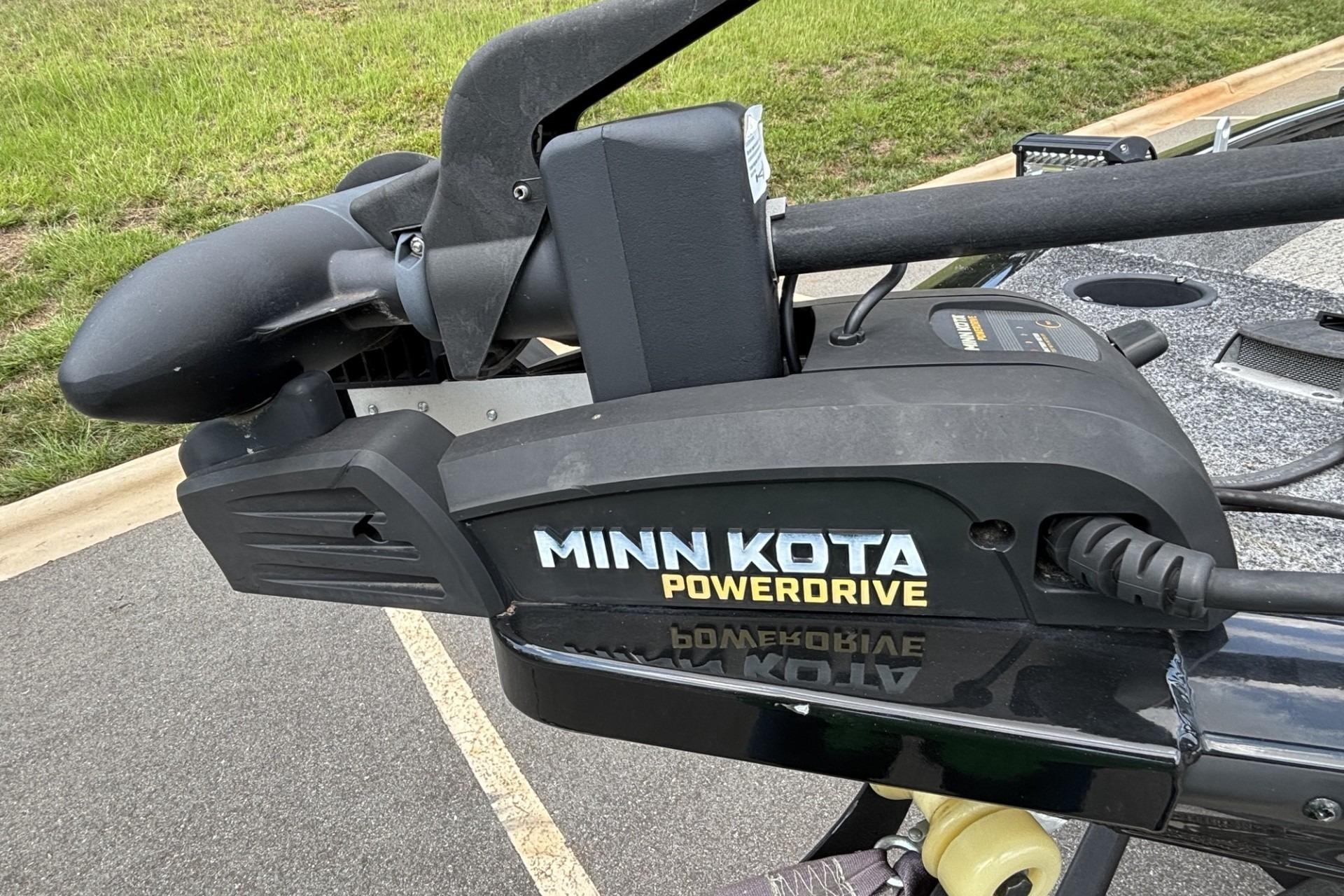 Minn Kota PowerDrive motor on 2022 Tracker Super Guide V-16 T boat.