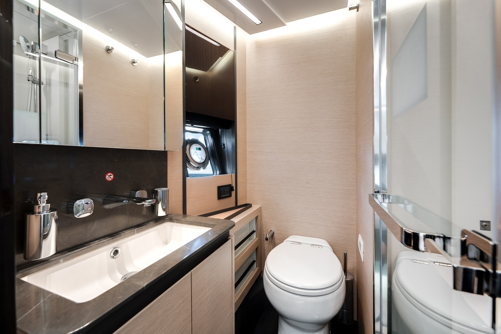 2024 Azimut S8 - Image 58