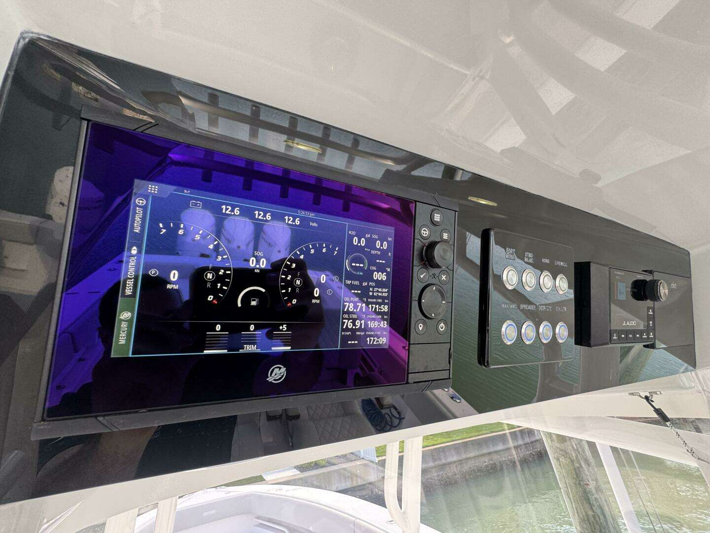 2024 Jupiter 38 HFS - Image 51