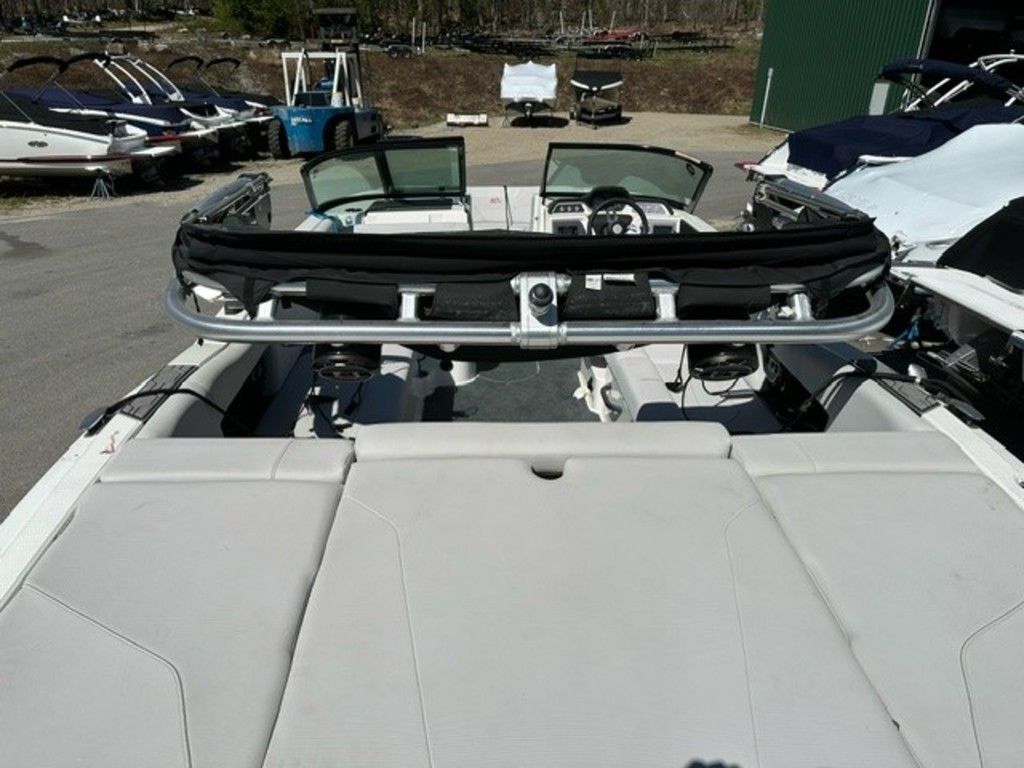 2020 MasterCraft NXT22 - 3