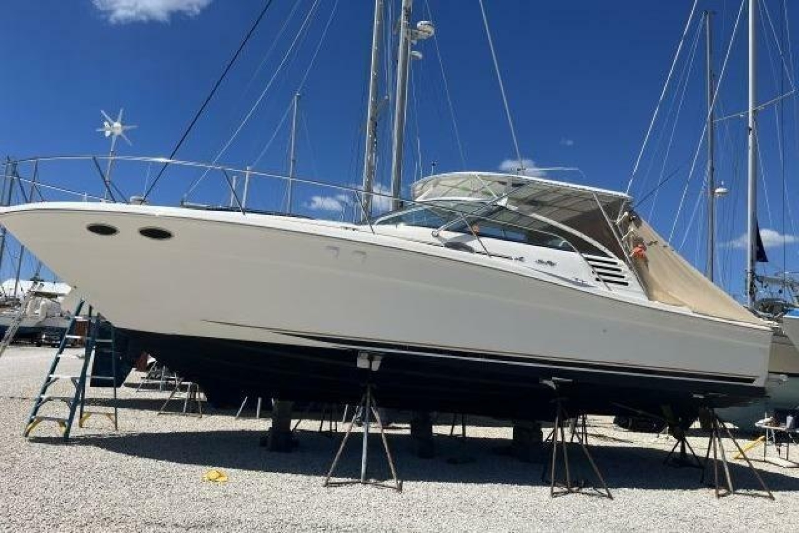 1997 Sea Ray 370 Express Cruiser - Image 73