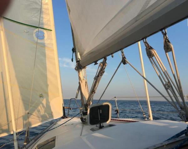 1990 Hunter 30 - 10