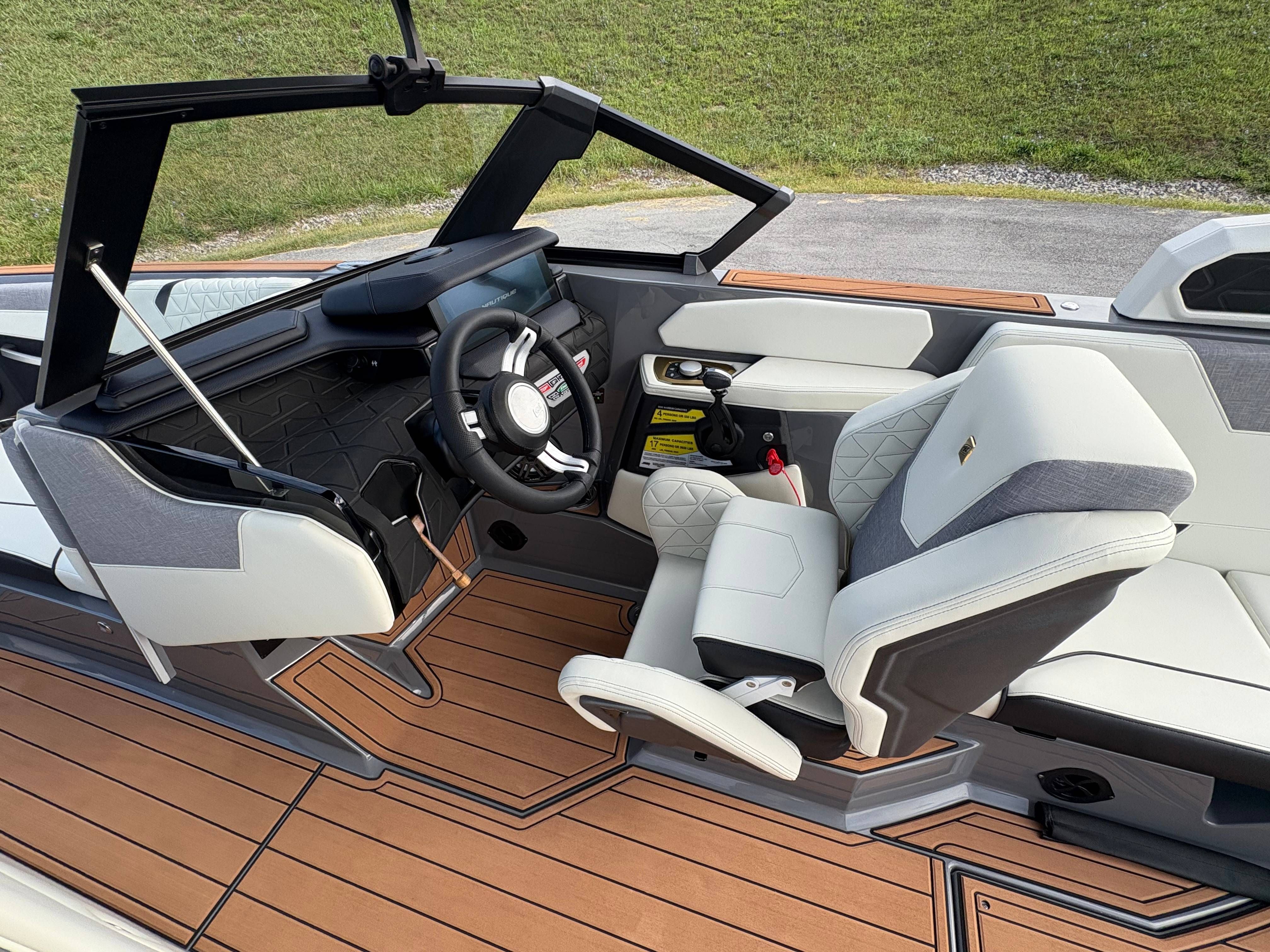 2026 Nautique GS24 - 30