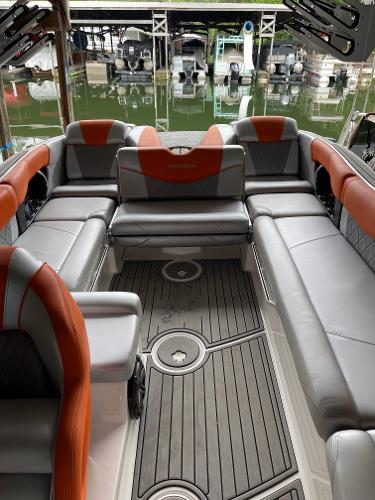 2014 MasterCraft X46 - 11