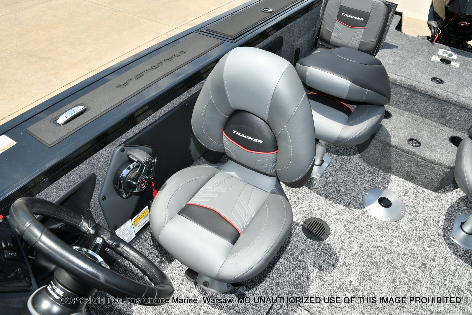 2026 Tracker Targa V-19 Combo - 68