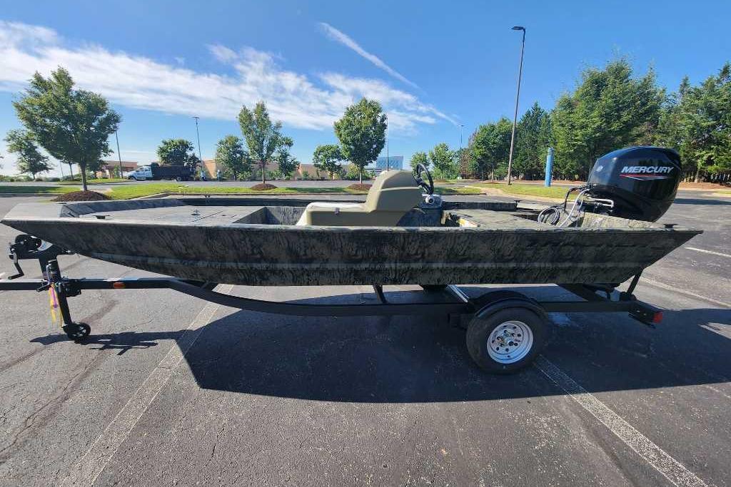 2026 Tracker Grizzly 1648 SC