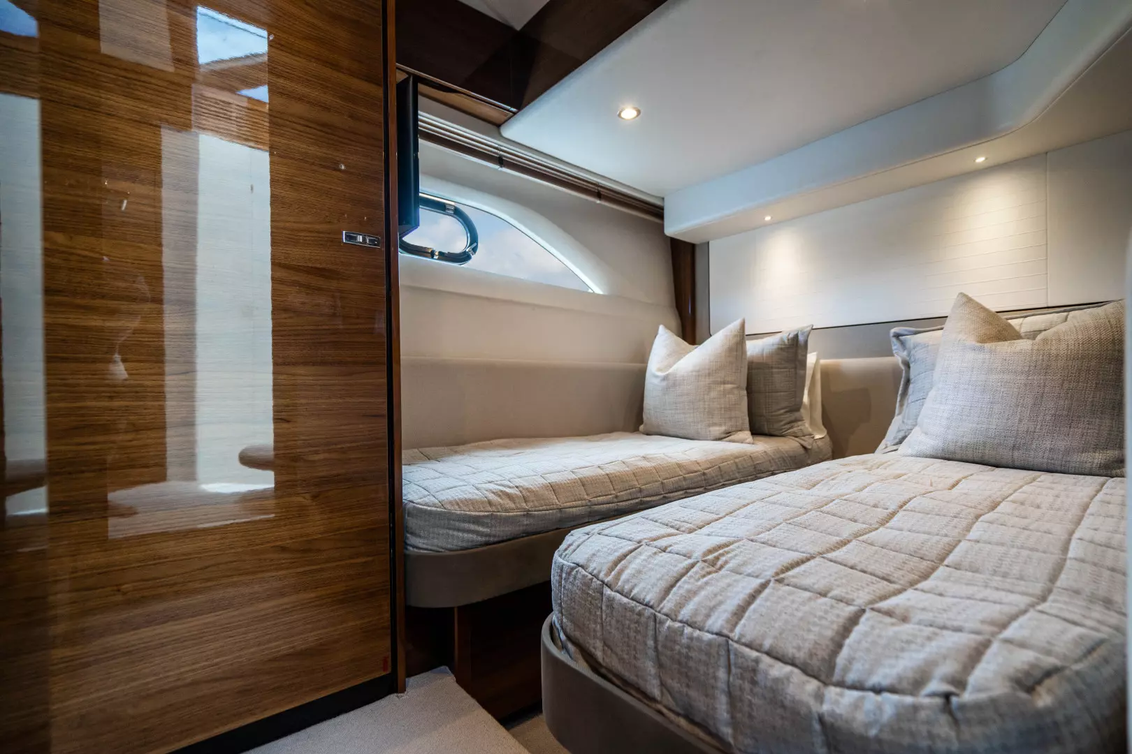 2018 Princess F62 - Image 79