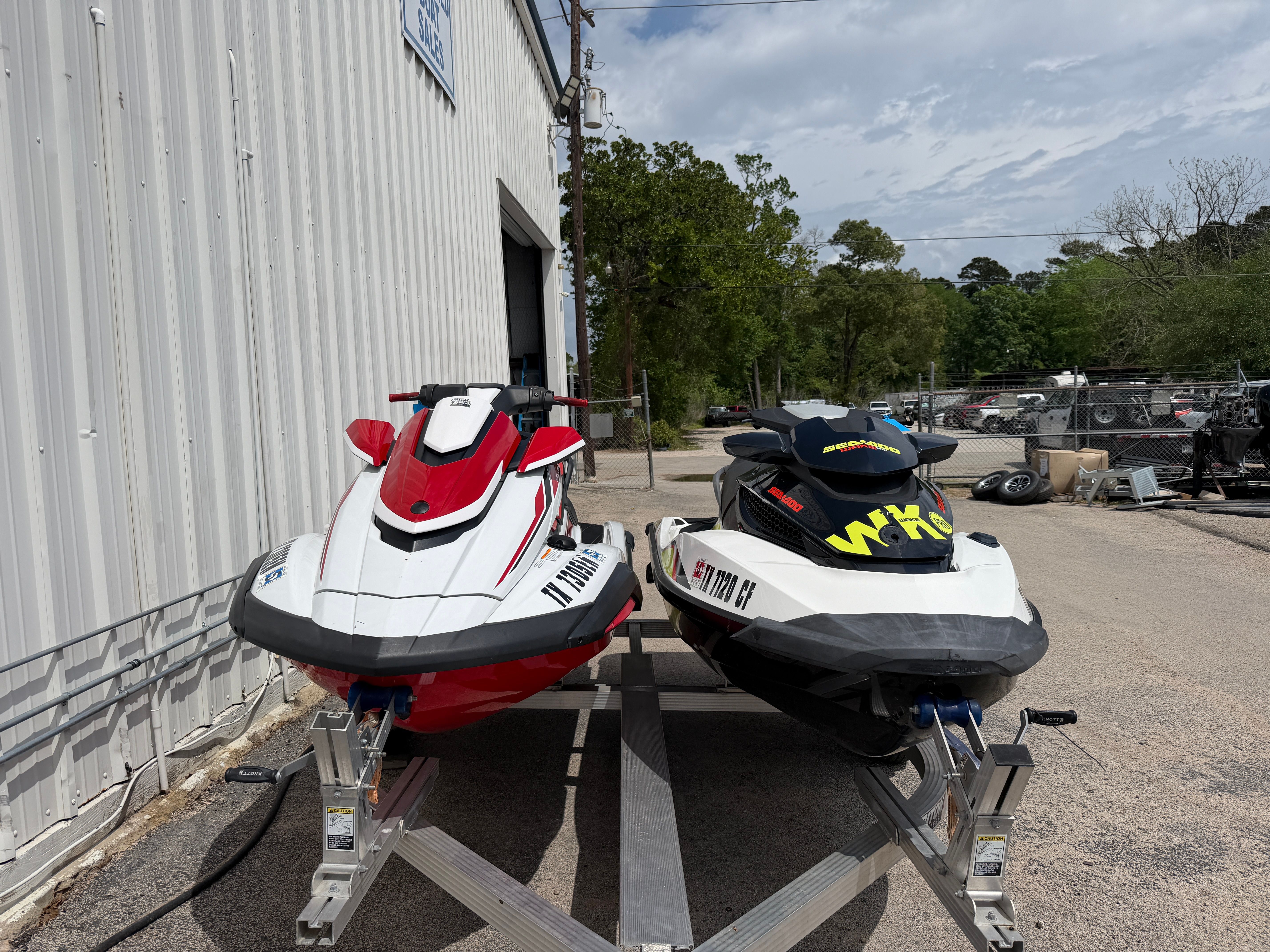 2019 YAMAHA FX CRUISER SVHO - Image 2
