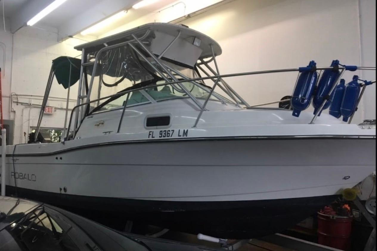 2001 Robalo 2440 Walkaround