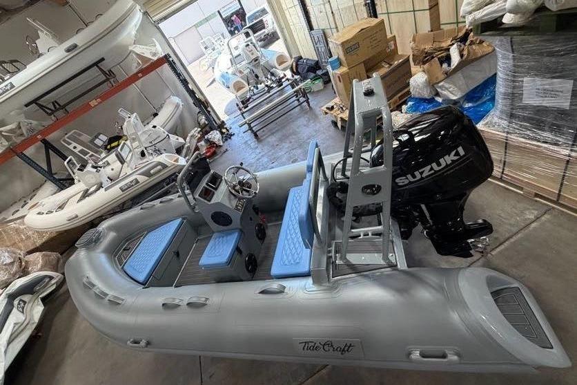 2027 Tide Craft Custom Grey and Blue Catalina 13