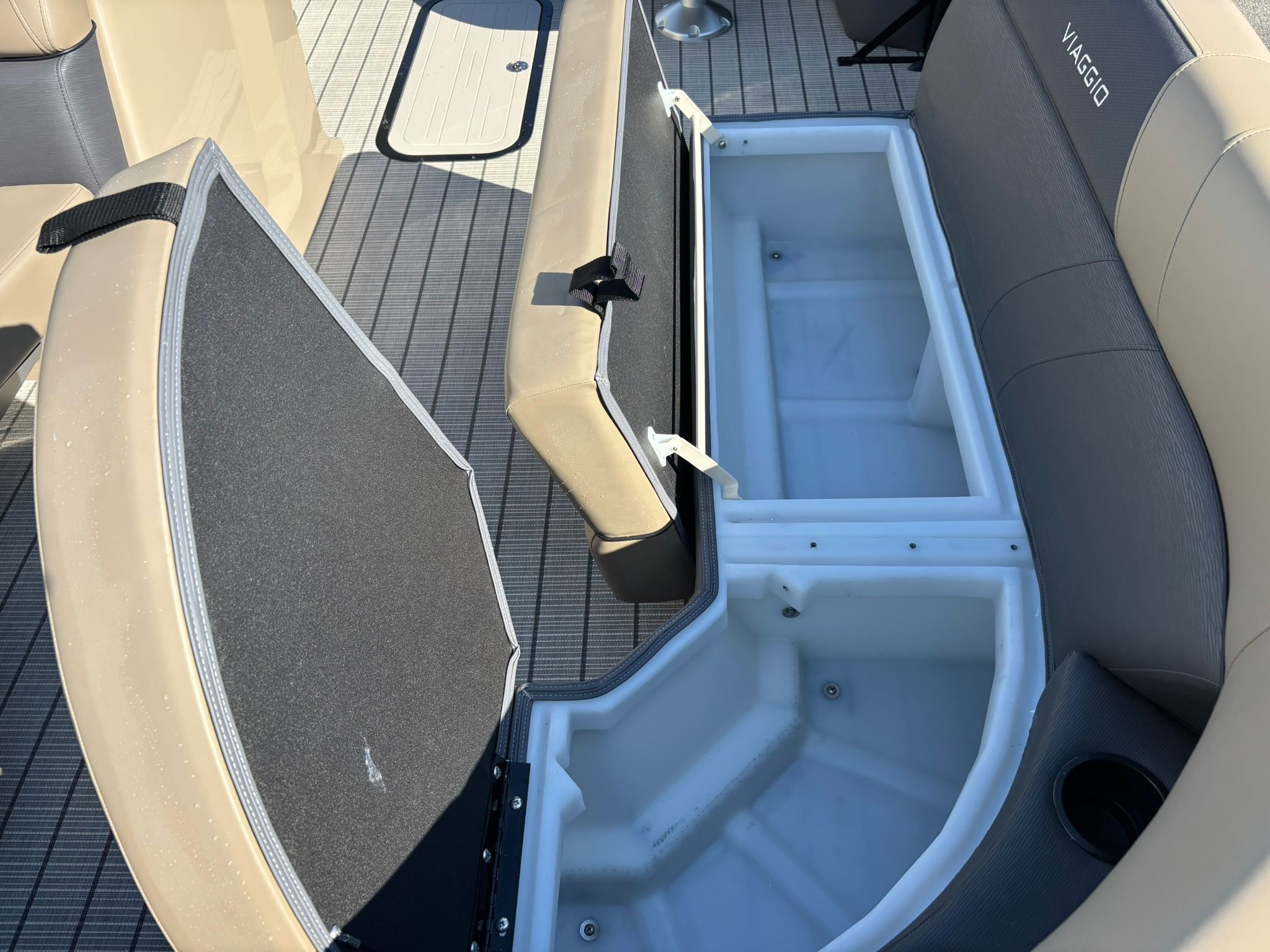 2026 Viaggio V20U - 16
