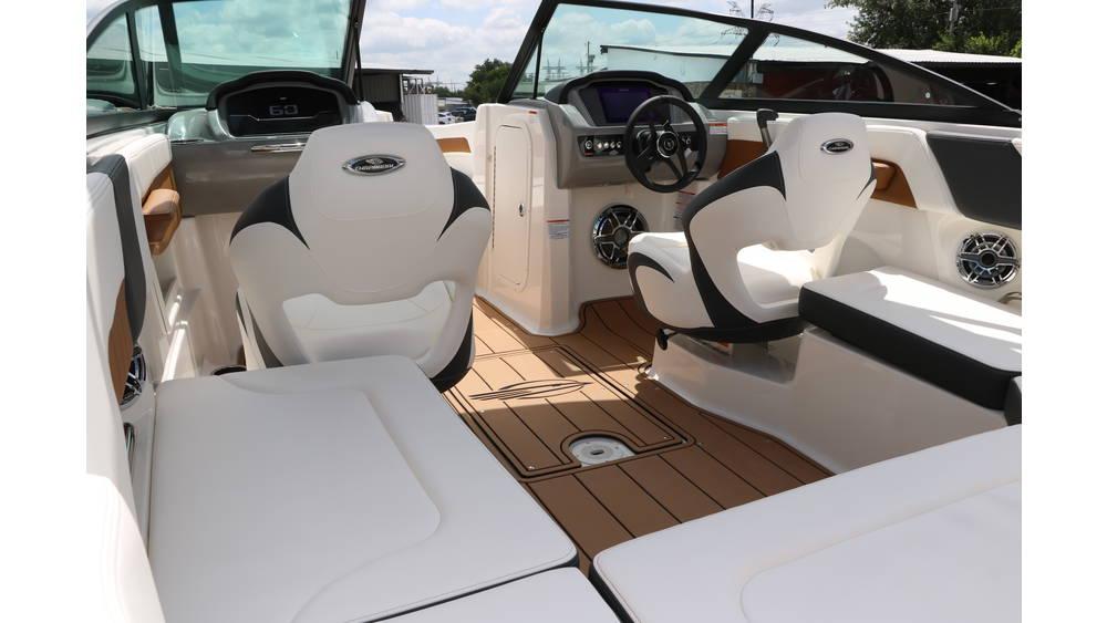 2025 Chaparral 23 Surf - 12