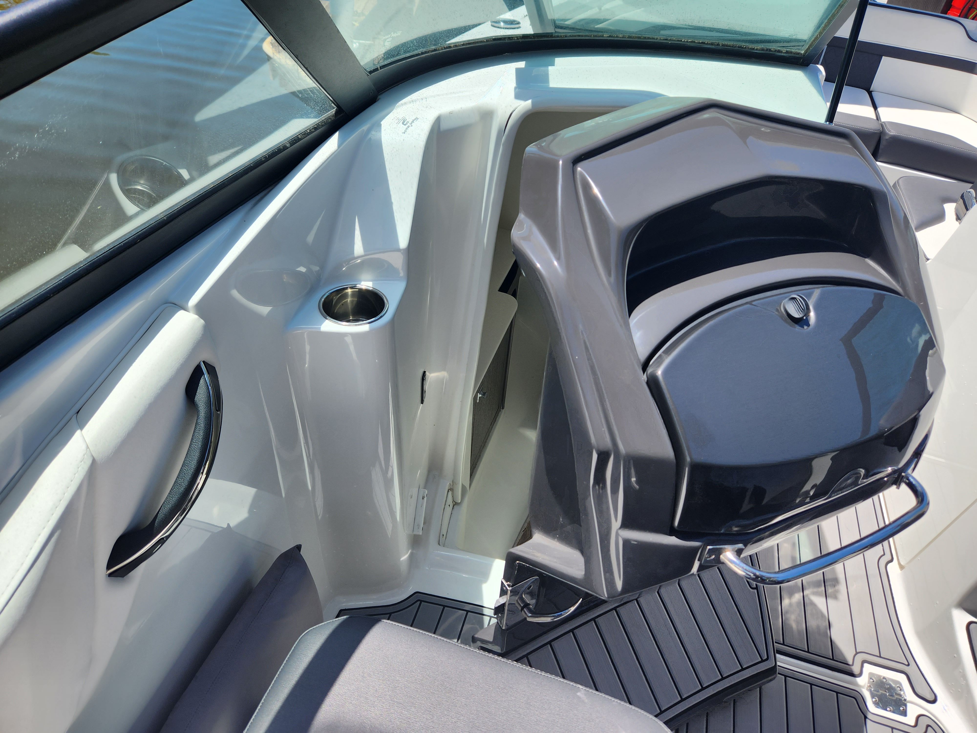 The image shows the interior of a 2021 Monterey M6 boat with modern fixtures.