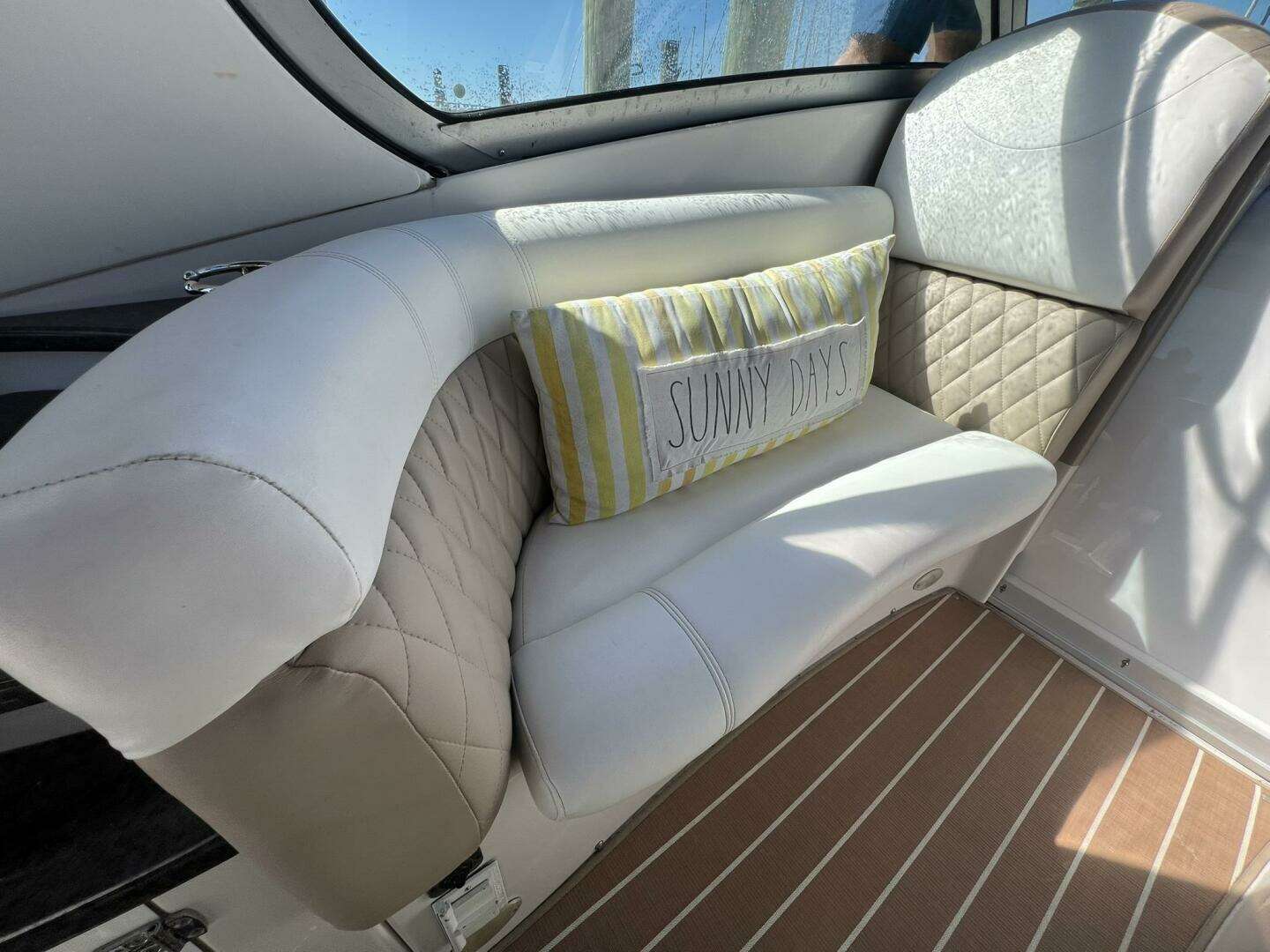 2006 Four Winns 318 Vista - Image 67