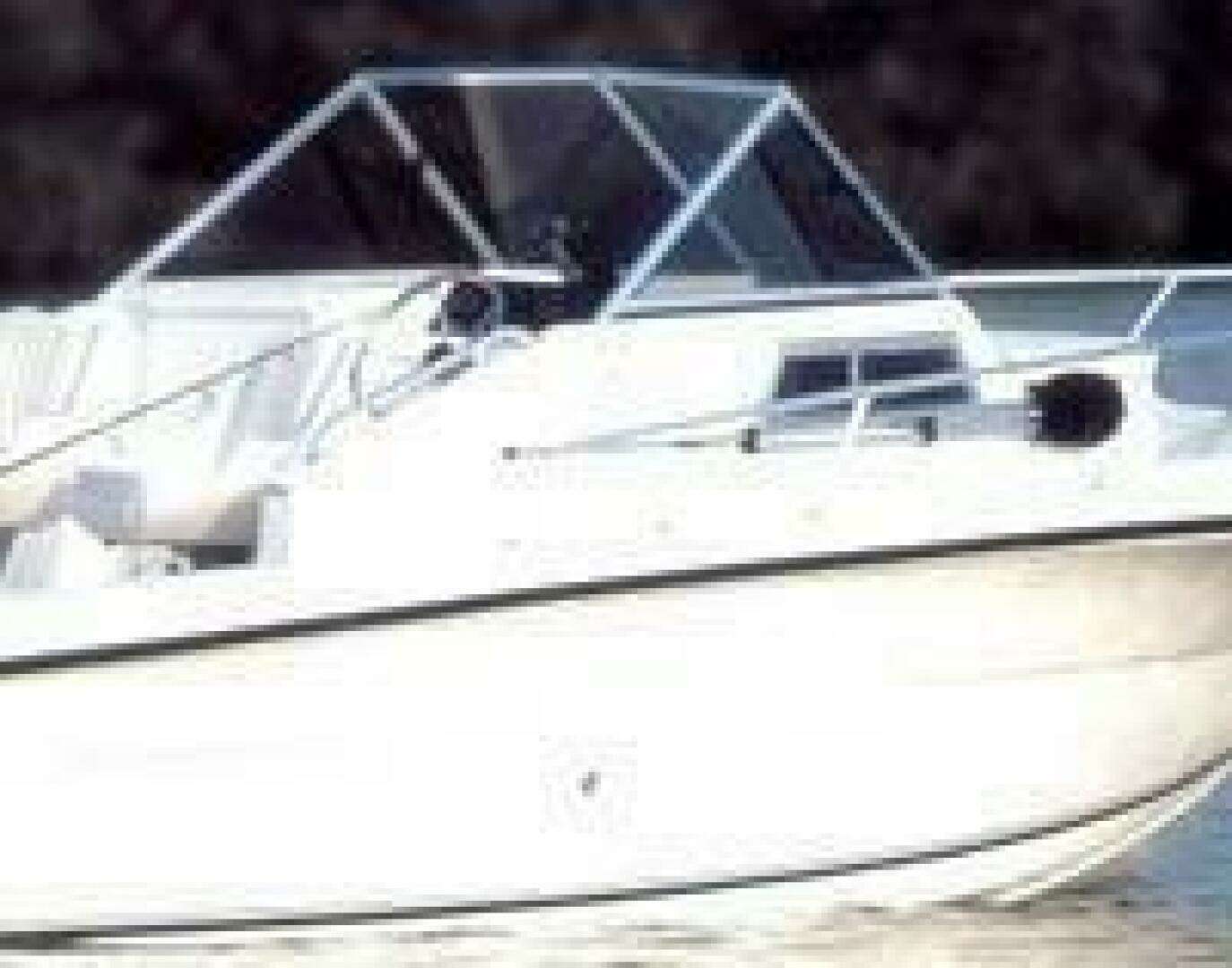 2004 Angler 220 Walkaround - Image 22