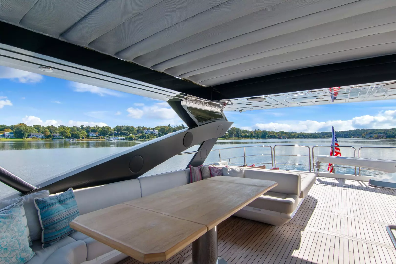 2019 Sunseeker 86 Yacht - Image 17