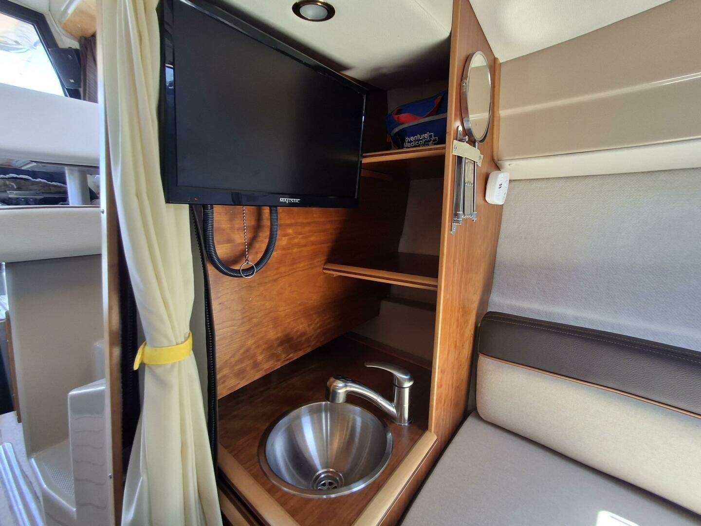 2017 Cutwater 24C - Image 9