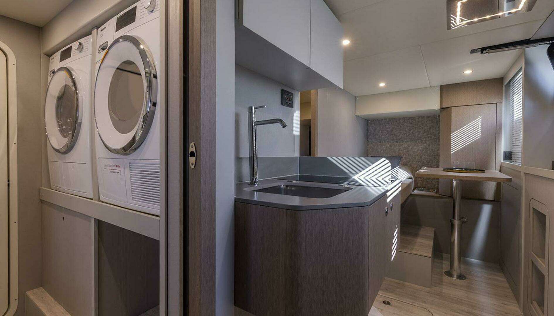 2027 Absolute Navetta 75 - Image 40