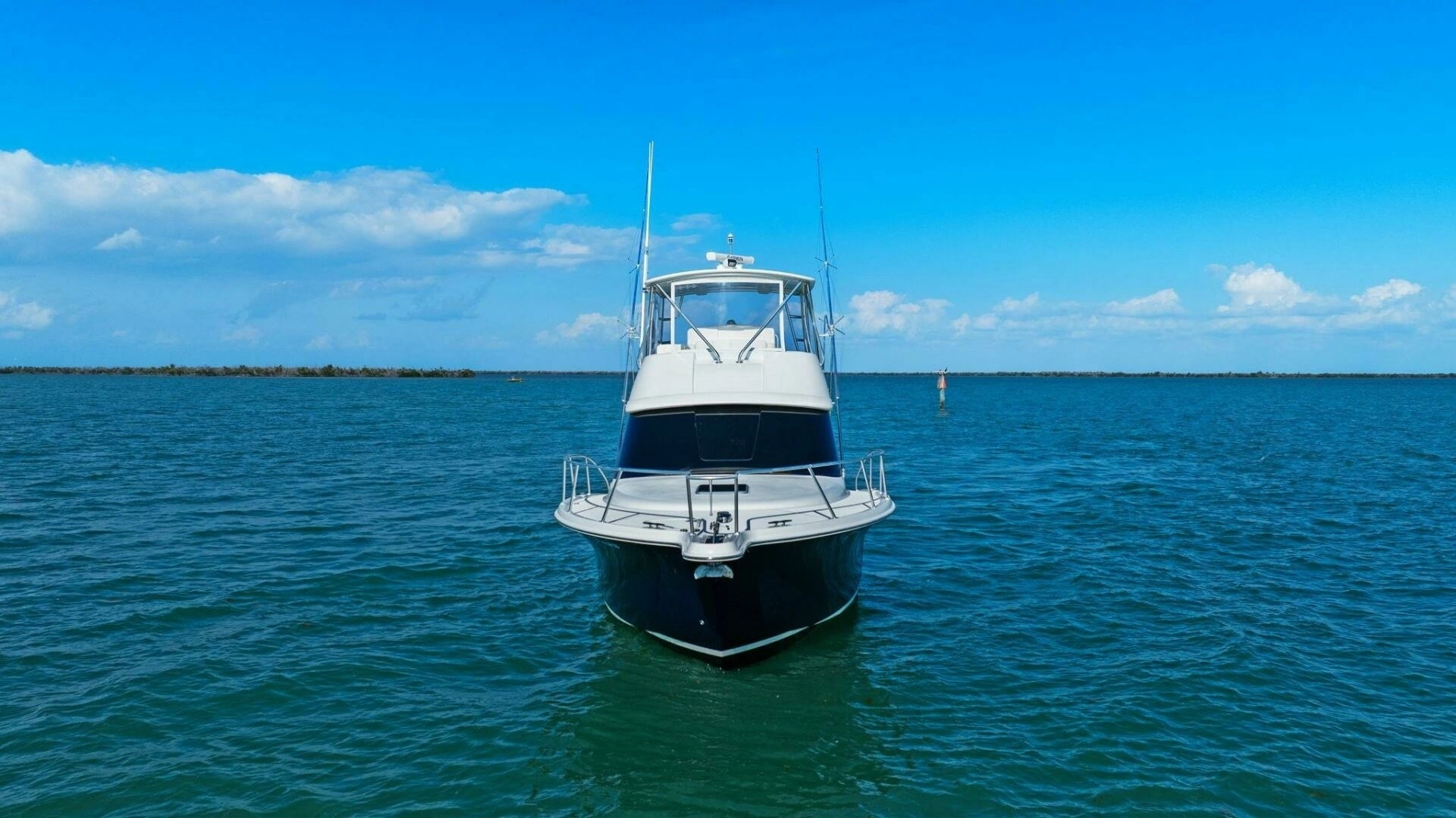 2013 Tiara Yachts 3900 Convertible - Image 52