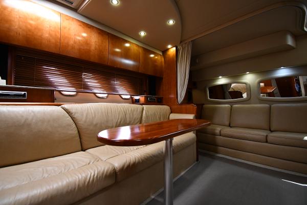 2010 Cruisers Yachts 390 Sports Coupe - 52